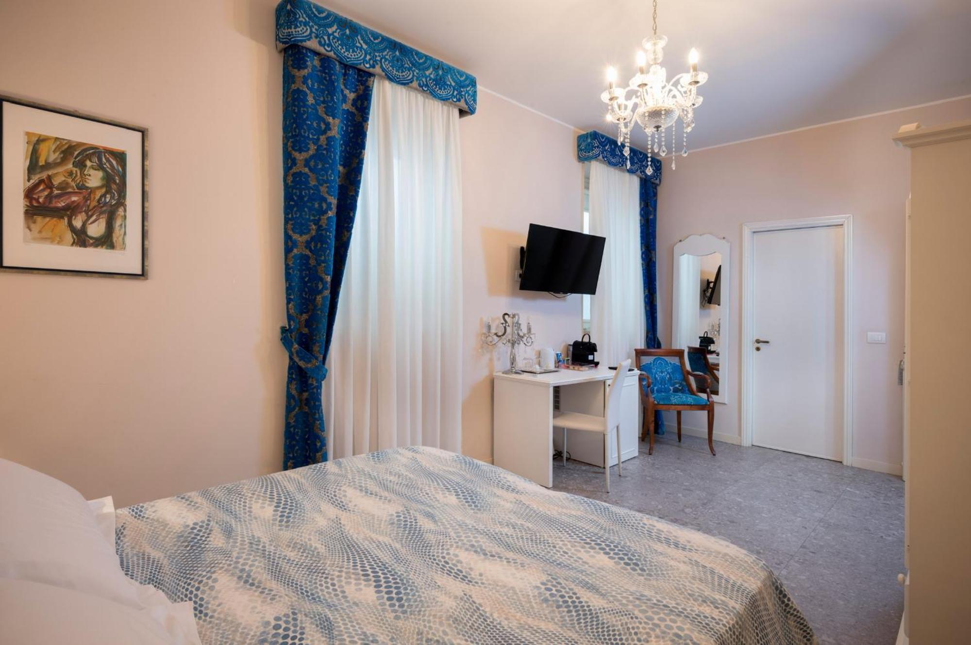 Porta Di Mezzo Luxury Suites & Rooms Taormina Exterior photo