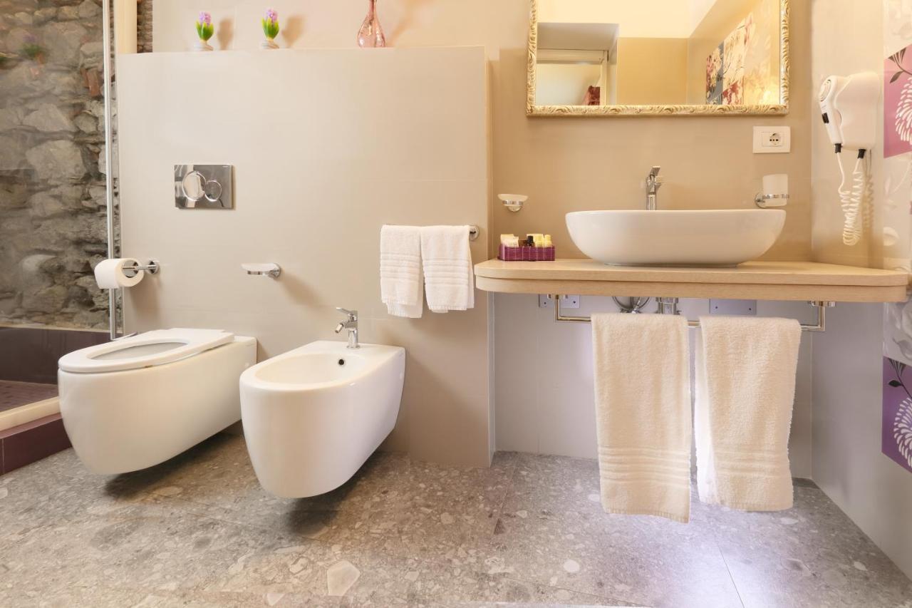 Porta Di Mezzo Luxury Suites & Rooms Taormina Exterior photo
