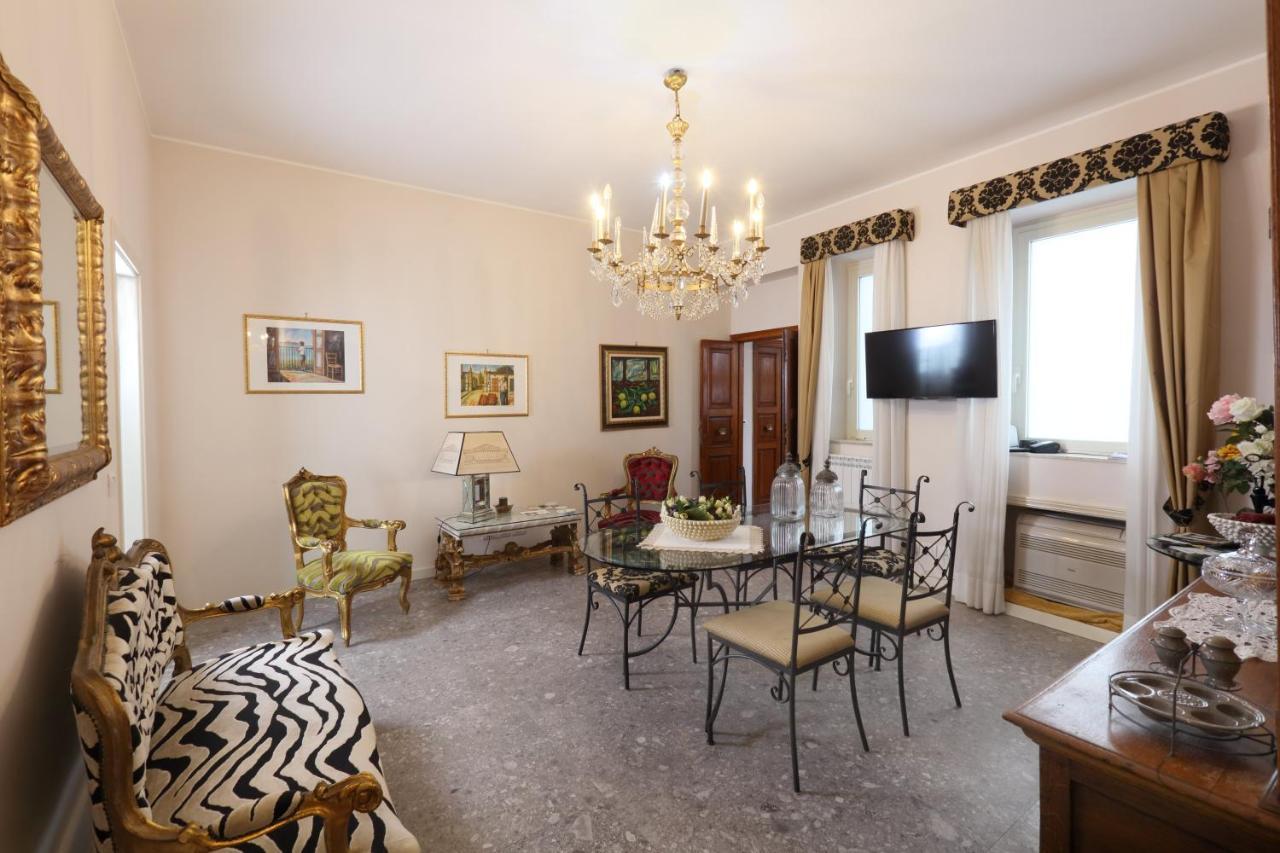 Porta Di Mezzo Luxury Suites & Rooms Taormina Exterior photo